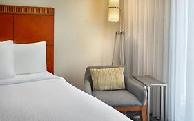 Courtyard By Marriott Atlanta Airport South/Sullivan Road